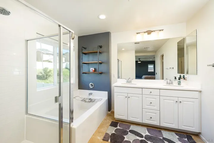 310 Falabella Ln, Fallbrook, California 92028
