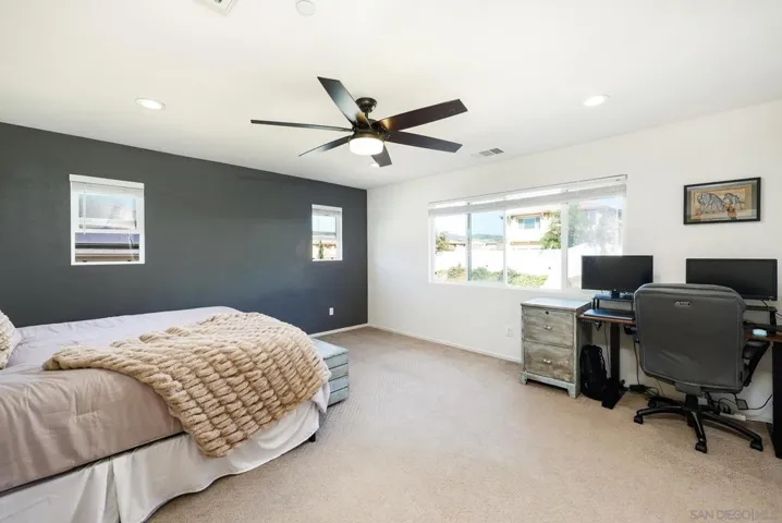 310 Falabella Ln, Fallbrook, California 92028