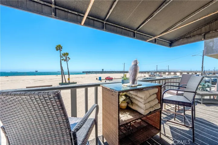 2nd floor balcony