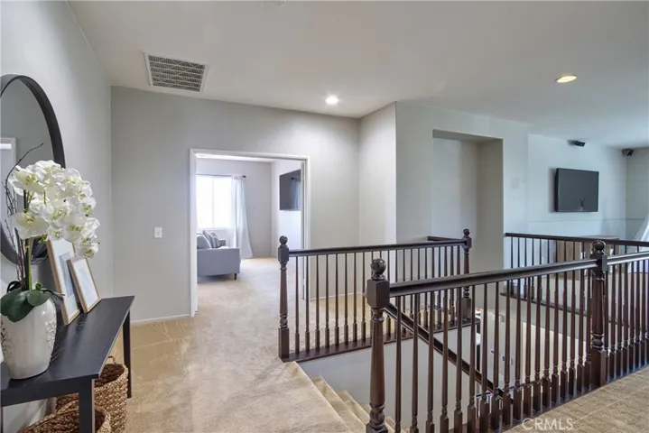2nd Floor Landing