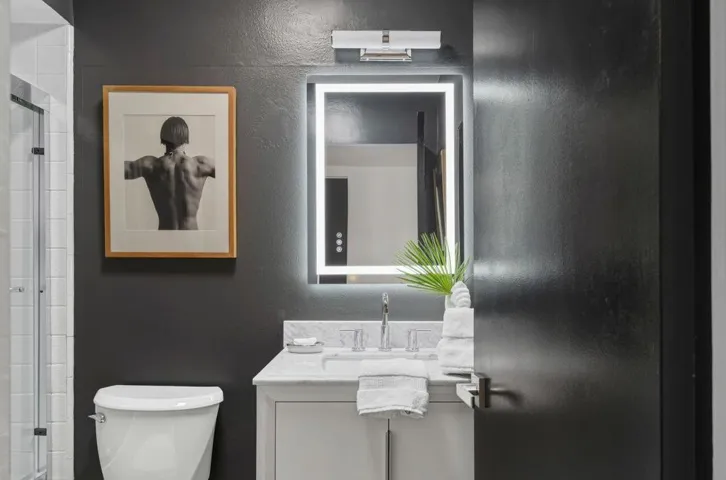 Updated hall bathroom