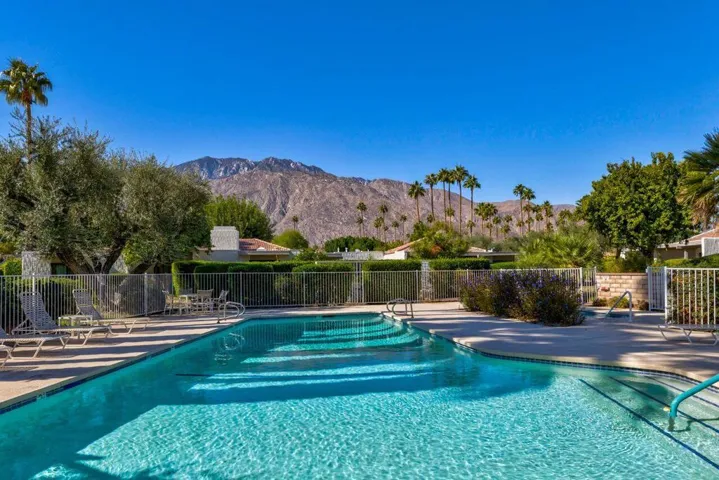 Pool Spa mountain views 2