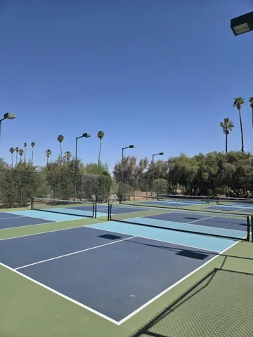 New pickleball courts