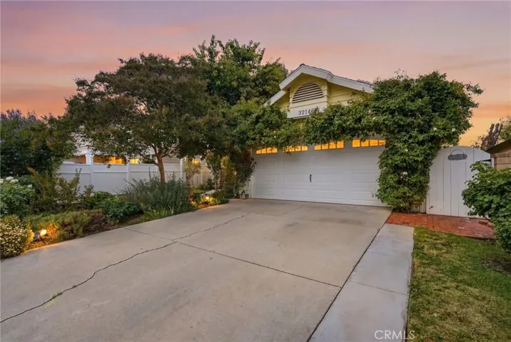 32146 Green Hill Drive, Castaic, California 91384