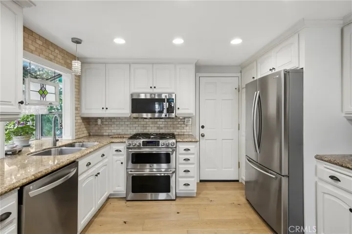 32146 Green Hill Drive, Castaic, California 91384