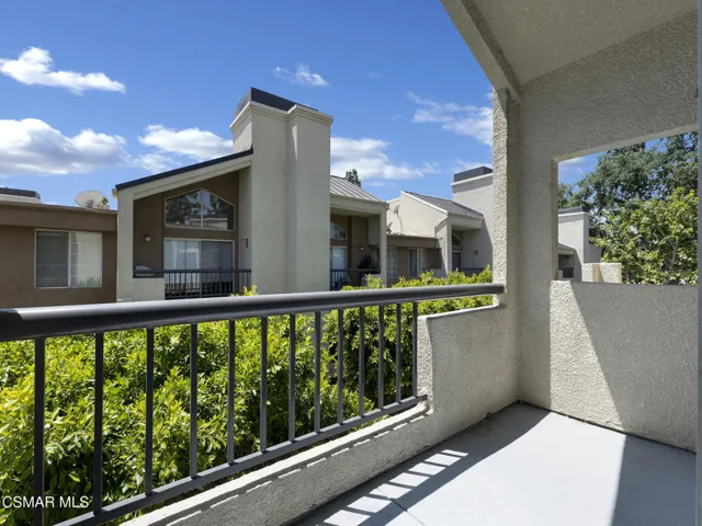 5535 Canoga Ave #320, Woodland Hills -Hs