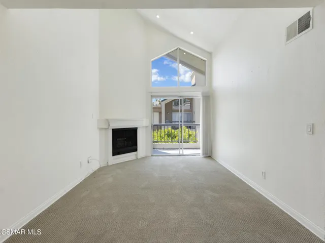 5535 Canoga Ave #320, Woodland Hills -Hs
