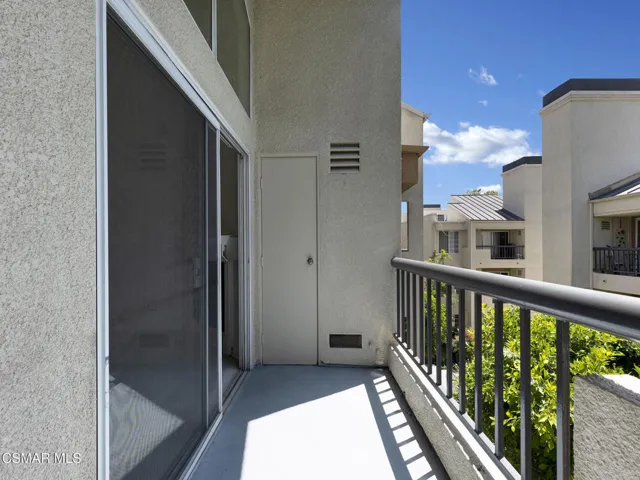 5535 Canoga Ave #320, Woodland Hills -Hs