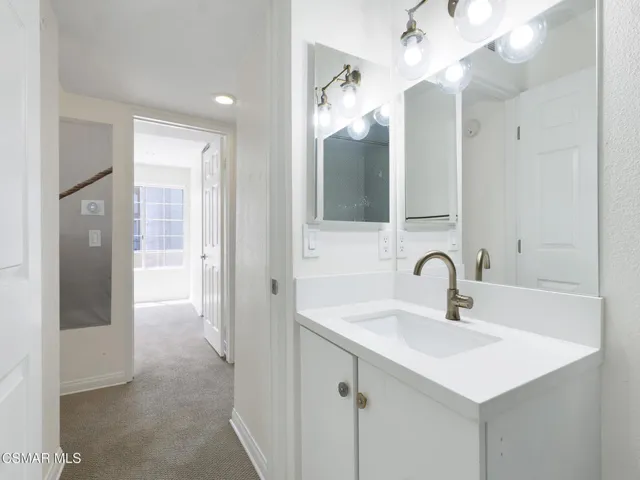 5535 Canoga Ave #320, Woodland Hills -Hs
