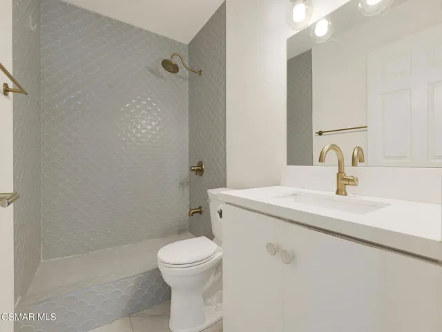 5535 Canoga Ave #320, Woodland Hills -Hs