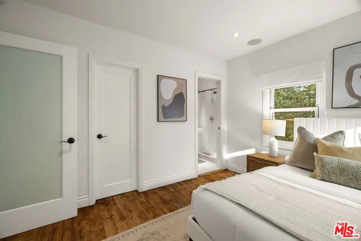 7416 Rosewood Avenue, Los Angeles, California 90036