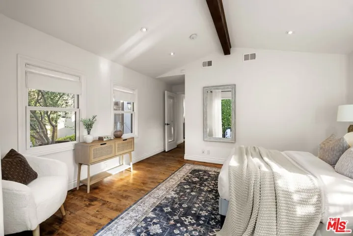 7416 Rosewood Avenue, Los Angeles, California 90036