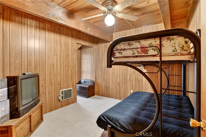 858 Poe Court, Lake Arrowhead, California 92352