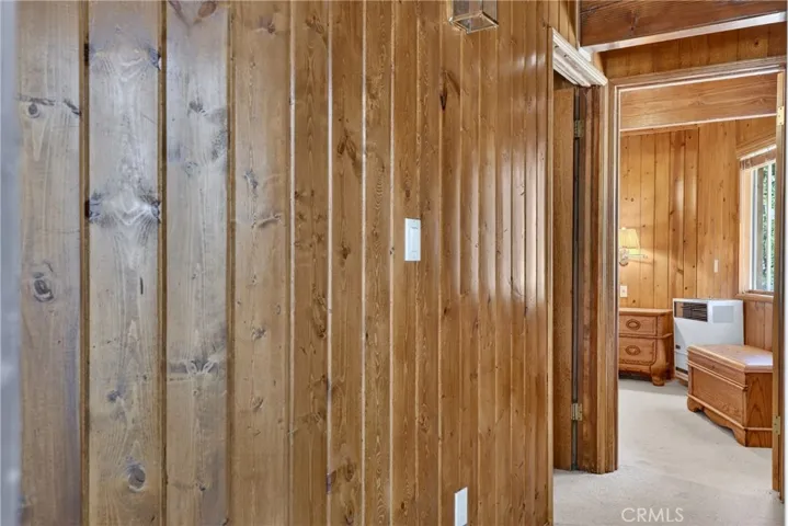 858 Poe Court, Lake Arrowhead, California 92352