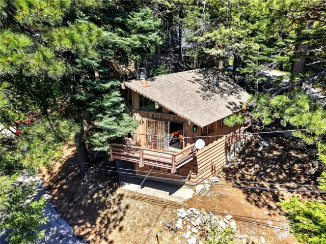 858 Poe Court, Lake Arrowhead, California 92352