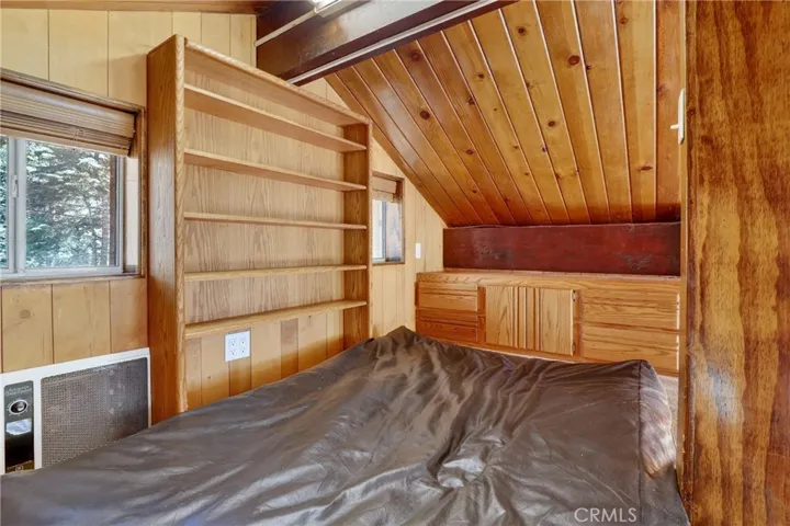 858 Poe Court, Lake Arrowhead, California 92352