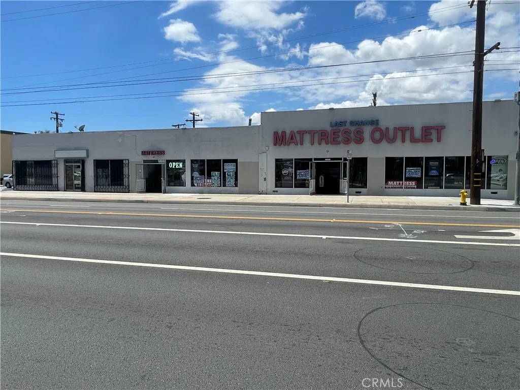 21401 Norwalk
