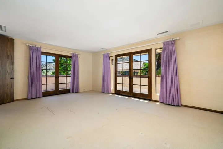 Upstairs Bedroom 2