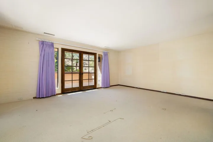 Upstairs Bedroom 2