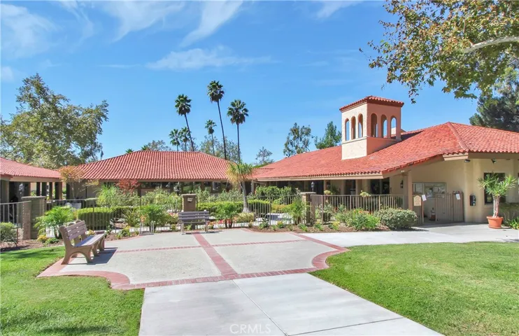 Casta Del Sol Community Center