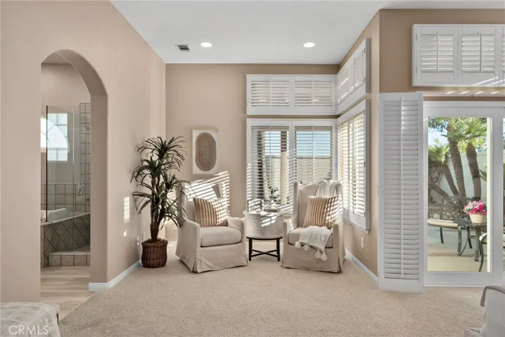 sitting area