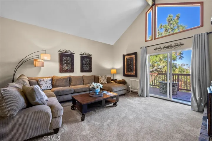 1430 Sequoia, Lake Arrowhead, California 92352