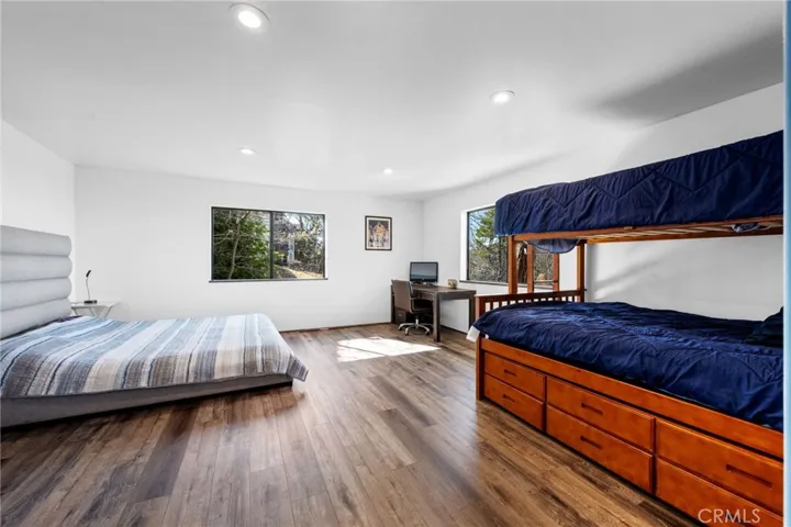 1430 Sequoia, Lake Arrowhead, California 92352
