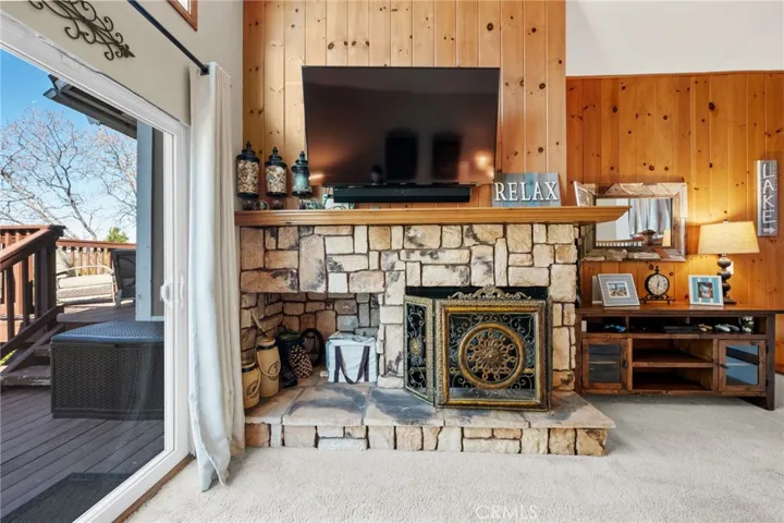 1430 Sequoia, Lake Arrowhead, California 92352