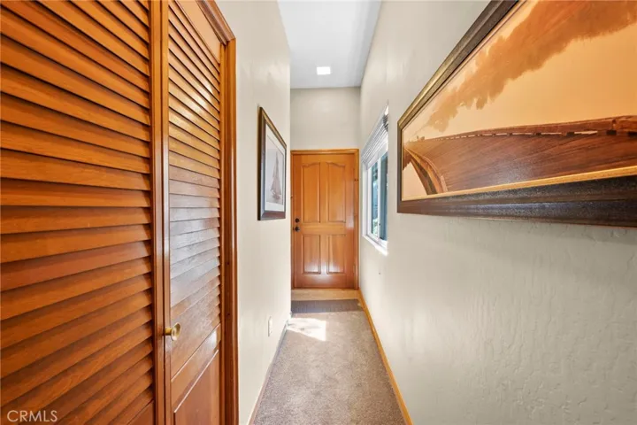 1430 Sequoia, Lake Arrowhead, California 92352