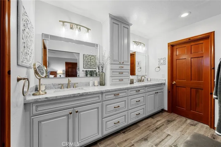 1430 Sequoia, Lake Arrowhead, California 92352