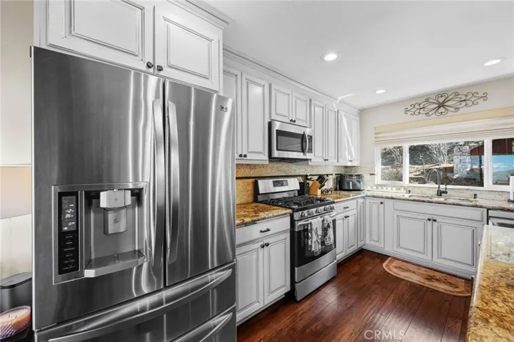 1430 Sequoia, Lake Arrowhead, California 92352