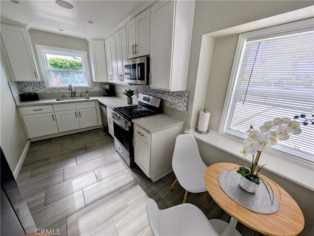 Breakfast nook