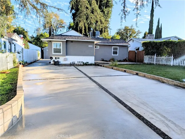 Double-wide driveway