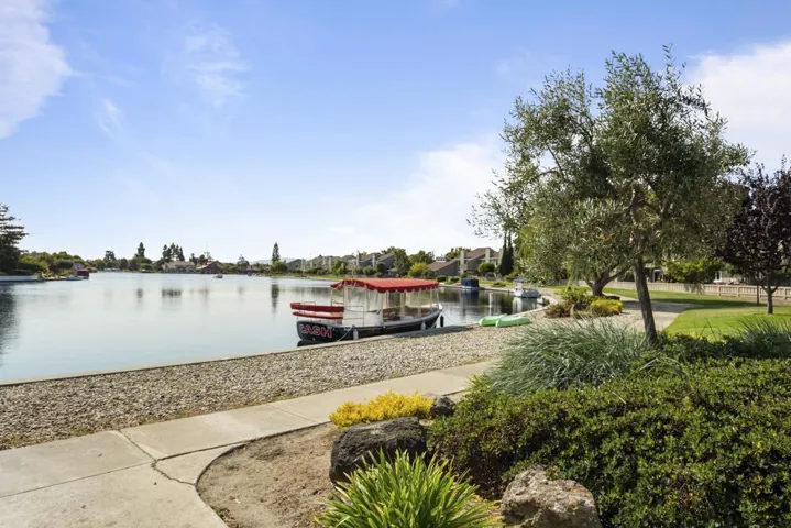 1105 Sprague Lane, Foster City, California 94404