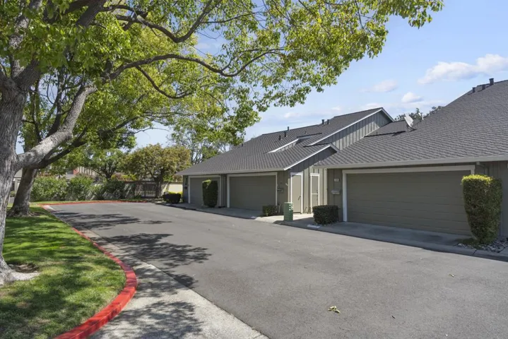 1105 Sprague Lane, Foster City, California 94404