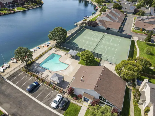 1105 Sprague Lane, Foster City, California 94404