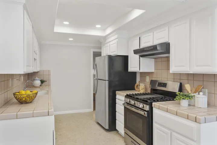 1105 Sprague Lane, Foster City, California 94404