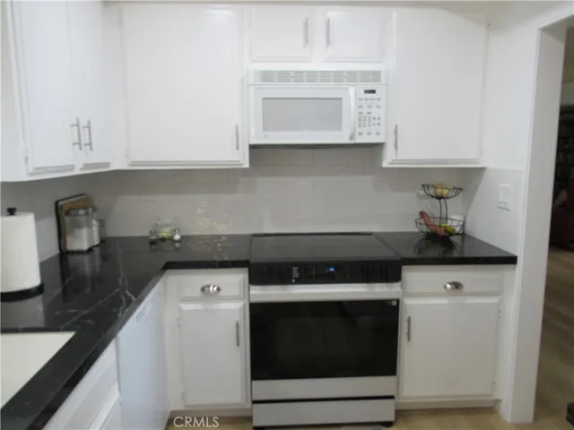 5370 Punta Alta 2a 2a, Laguna Woods, California 92637