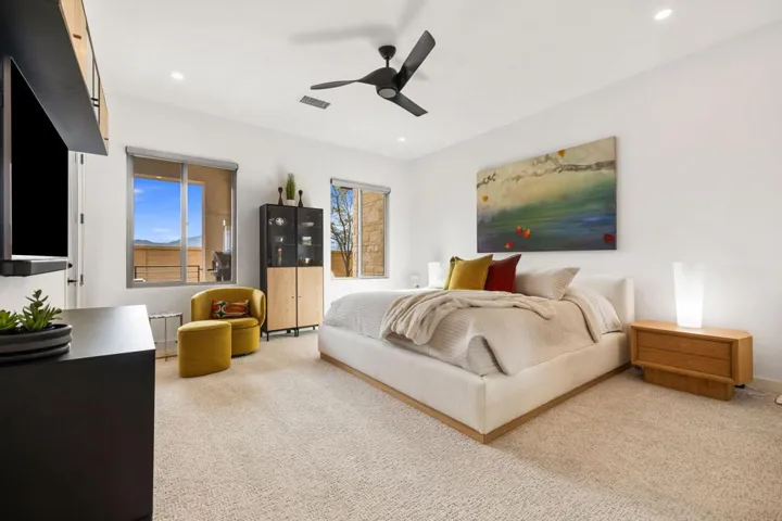 Bedroom 1 (Primary)