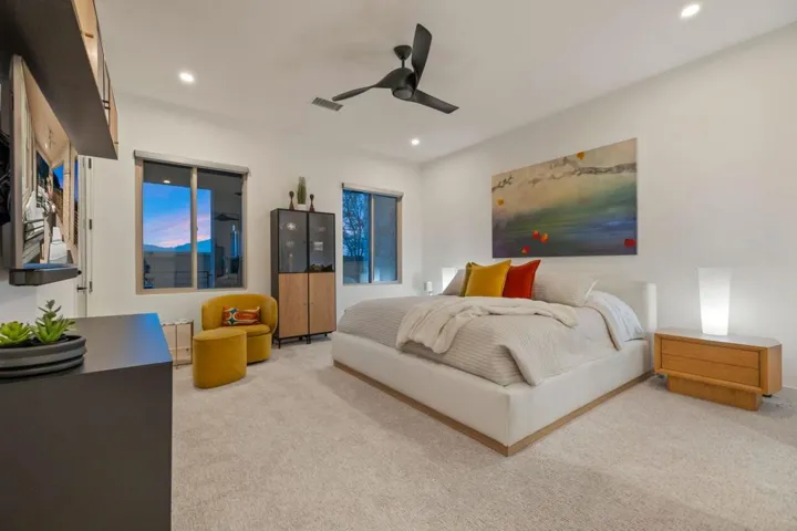 Bedroom 1 (Primary)