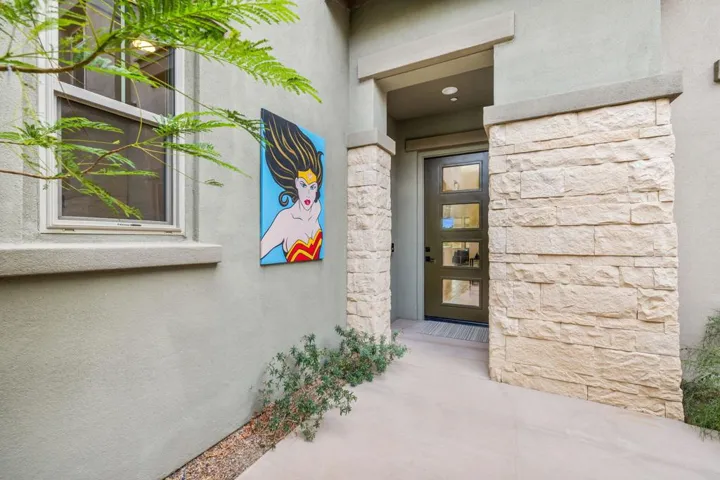 Entry to front door