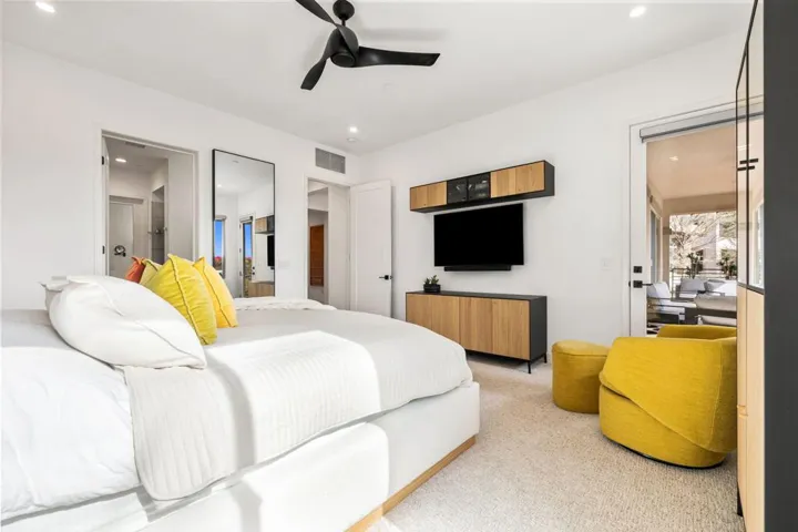 Bedroom 1 (Primary)