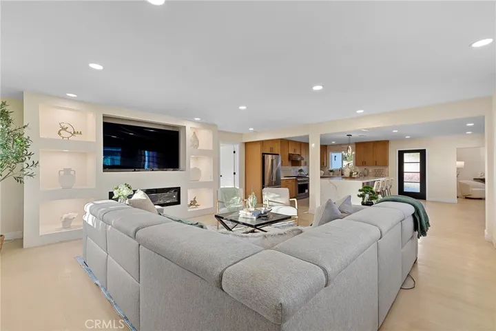 1019 N Cambria Place, Anaheim, California 92801