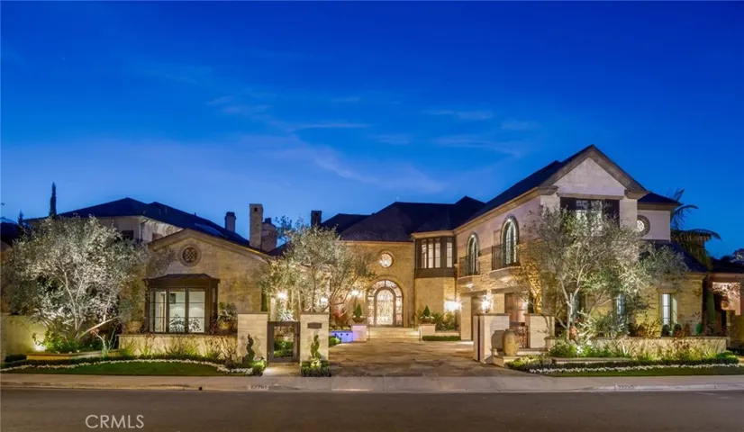 22791 Tindaya, Mission Viejo, California 92692