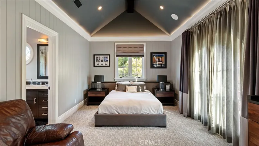 22791 Tindaya, Mission Viejo, California 92692