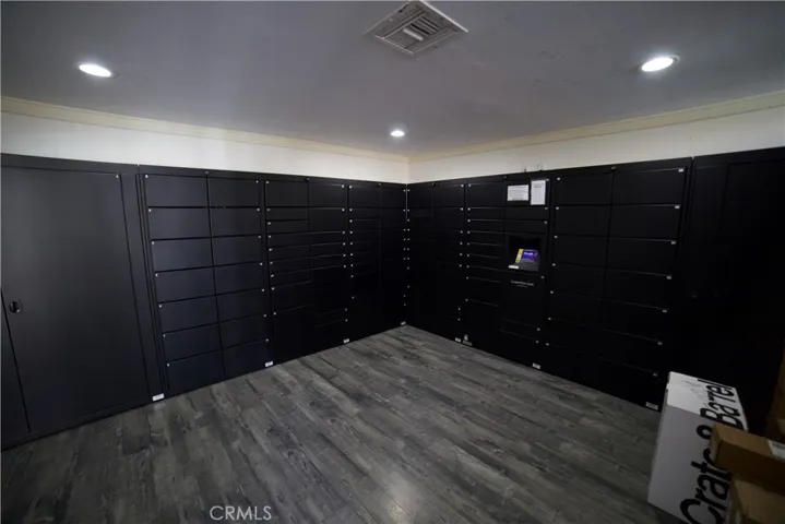 6050 Canterbury Drive F108, Culver City, California 90230