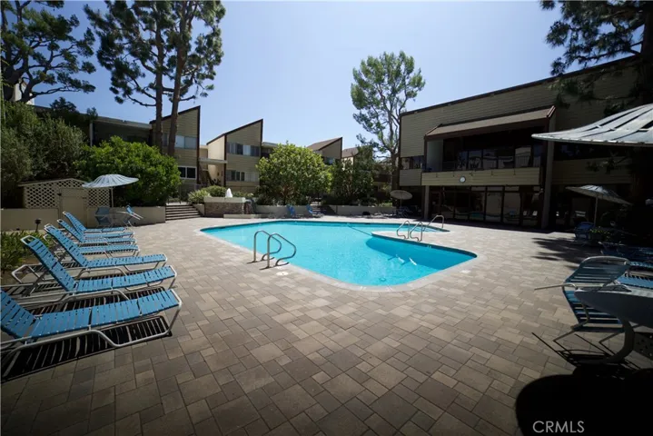 6050 Canterbury Drive F108, Culver City, California 90230