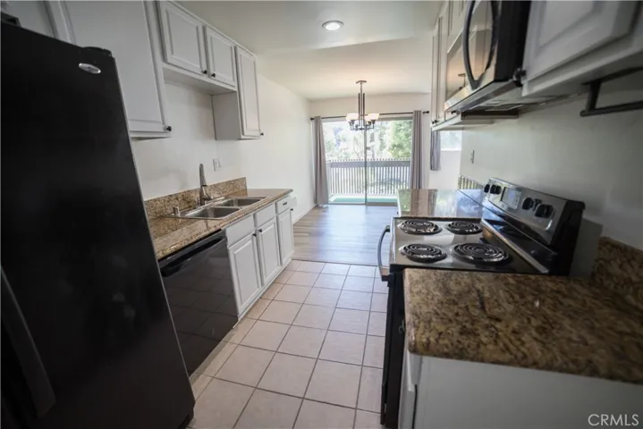6050 Canterbury Drive F108, Culver City, California 90230