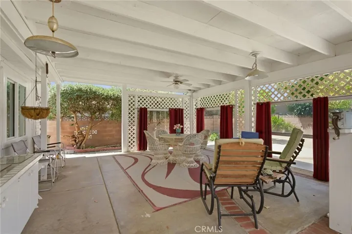 beautiful outdoor sitting area