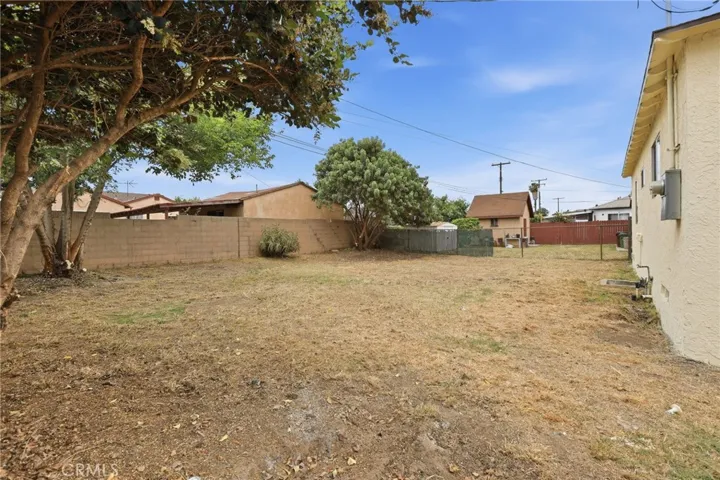 711 N Kalsman, Compton, California 90220
